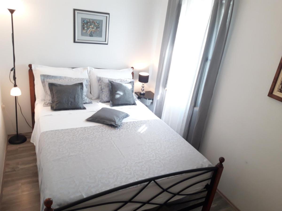 Luxury Mansarda Duplex - City Centre - Stone House Apartment Сплит Екстериор снимка