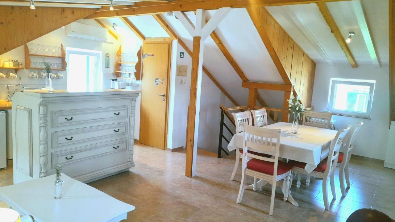 Luxury Mansarda Duplex - City Centre - Stone House Apartment Сплит Екстериор снимка
