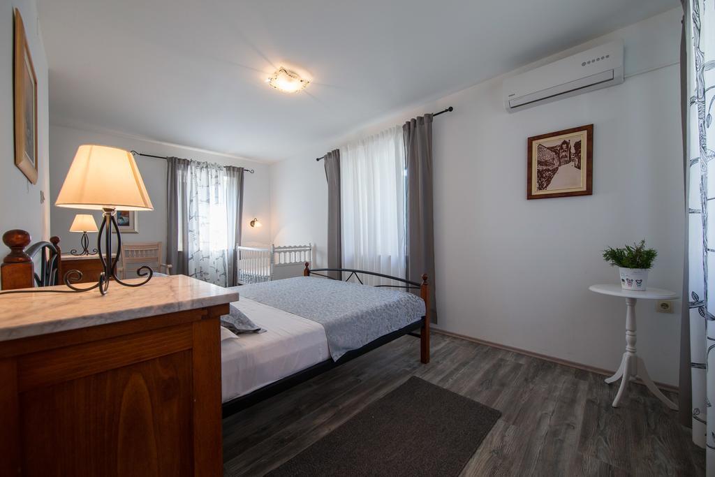Luxury Mansarda Duplex - City Centre - Stone House Apartment Сплит Екстериор снимка